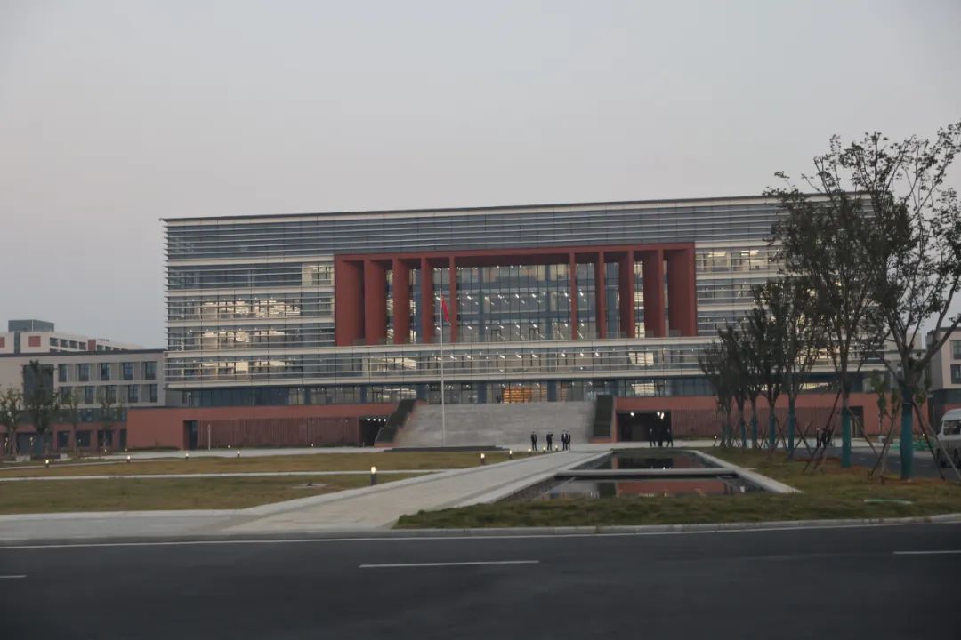 南京财经大学红山学院高淳校区项目现场。 南京日报/紫金山新闻记者 崔晓 摄